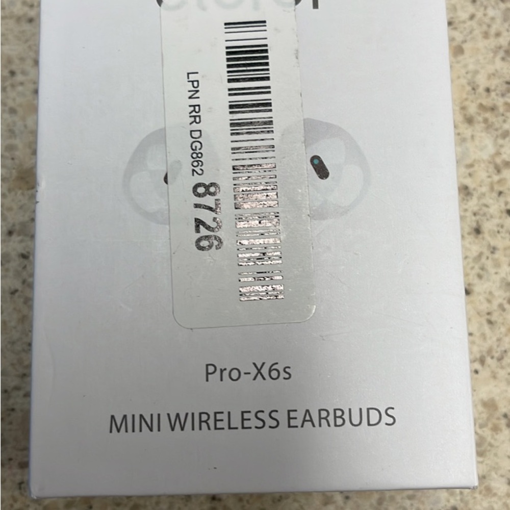 Bluetooth earbuds